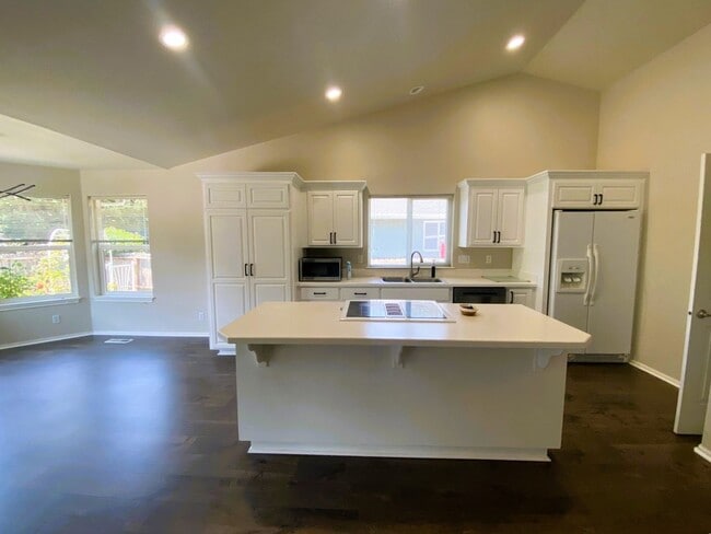 Photo - Great 3 Bedroom 2 Bath House!
