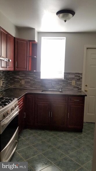 Photo - 2547 S Mildred St