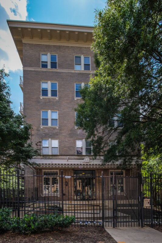 Photo - 1308 Clifton St NW Unidad 217