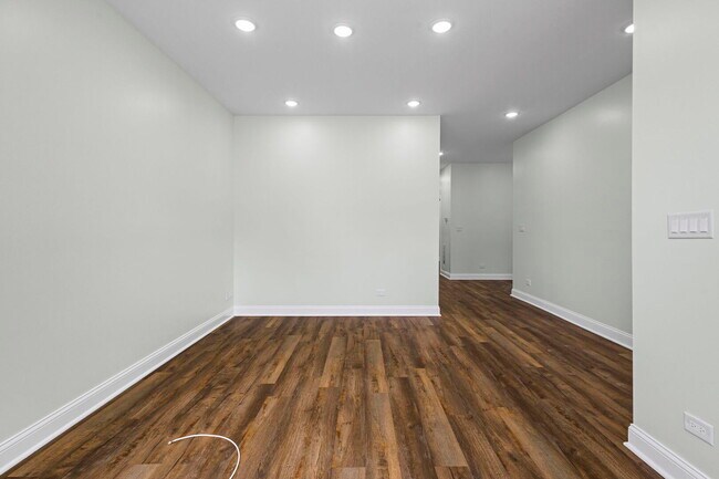 Photo - 1841 S Kedzie Ave