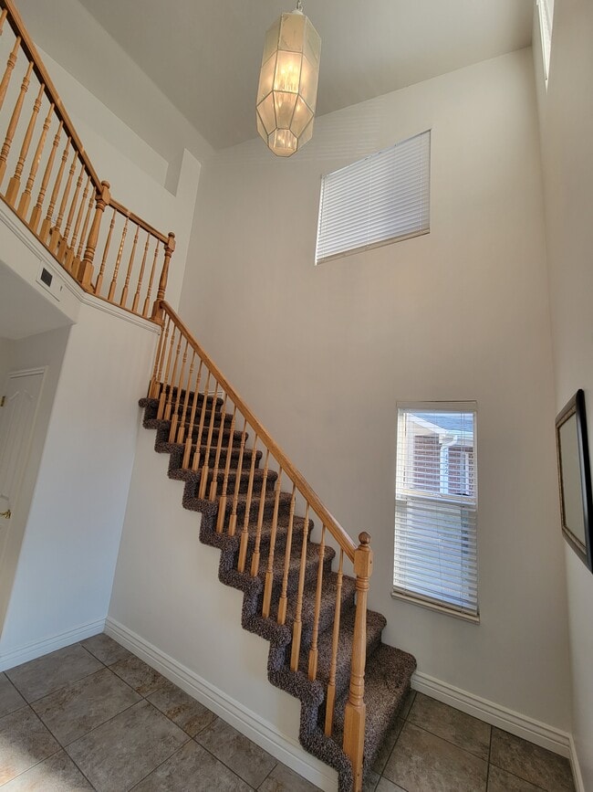 Photo - 434 Penney Ave S