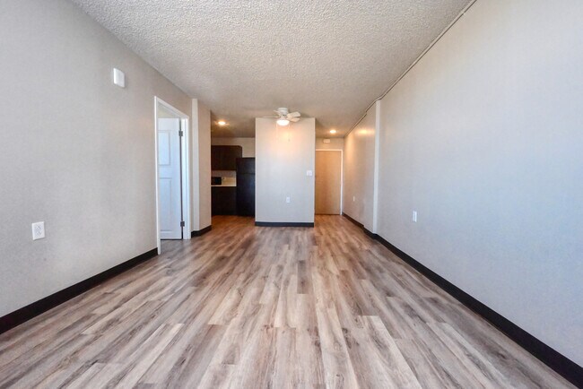 Photo - Z - The Citizen