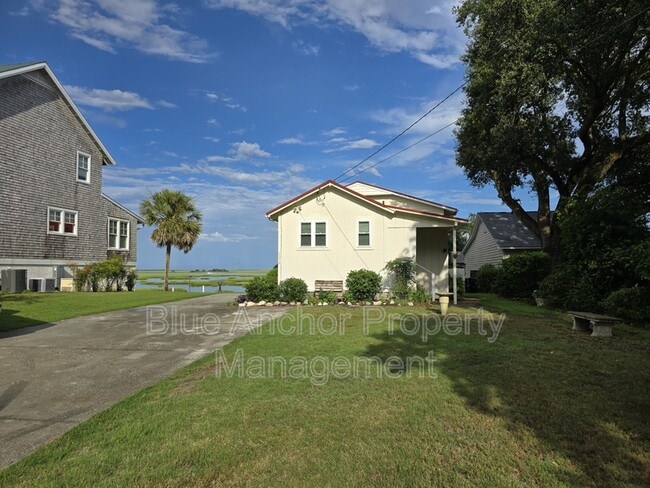 Building Photo - 337 Dogwood Ln