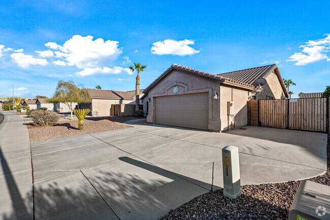 Building Photo - 13253 W Paradise Ln Rental