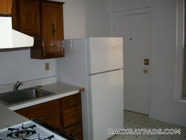 Photo - 52 Clearway St Unit 5