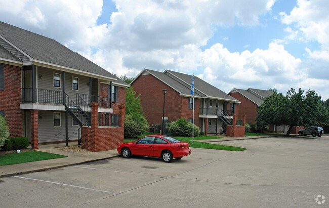 Shady Oaks Apartments - Shady Oaks Apartments