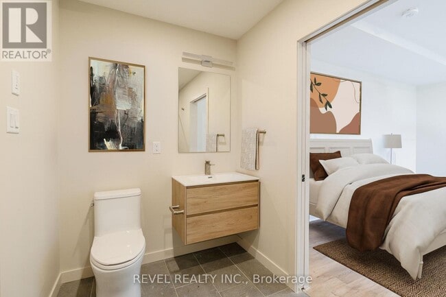 Photo - 4390 Hillview Dr Unit 301