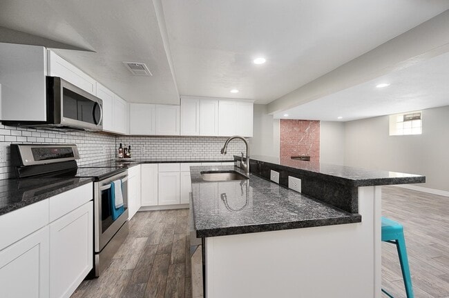 Photo - 1408 Binford St Unit 2