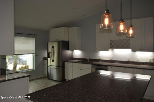 Photo - 1328 Hazel St NW