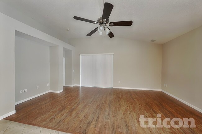 351 Fairmount Park Ct