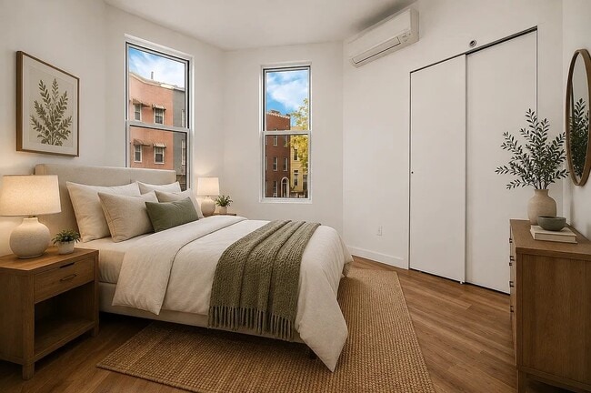 130 Cornelia St Unit 2