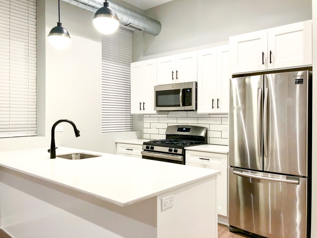 Photo - 1523 W North Ave Unit 0205