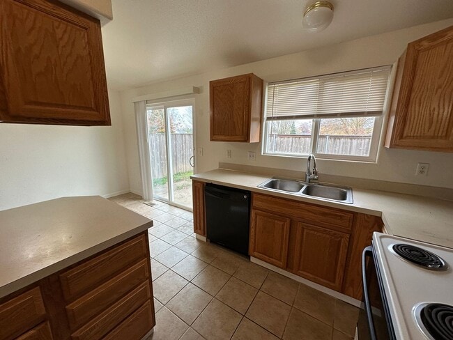 Photo - 3 Bed 2 Bath Home in the Lexington Area of Albany