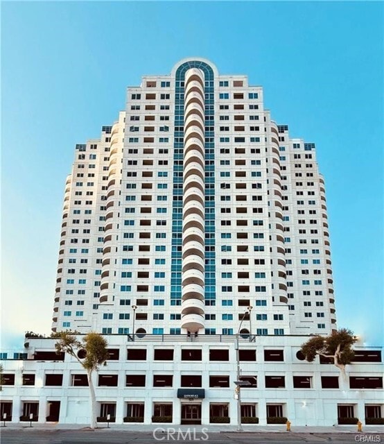 Building Photo - 525 E Seaside Way Unit 308
