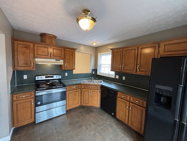 Photo - The Ideal Space to Balance Life, Work and Play.