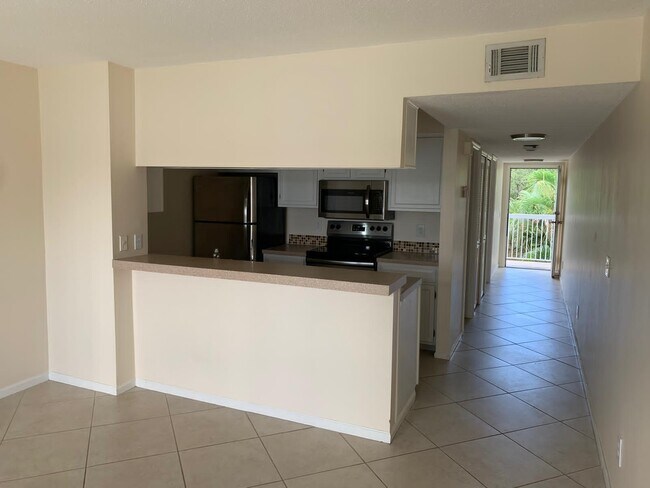 Photo - 293 Cypress Point Dr Unit 293