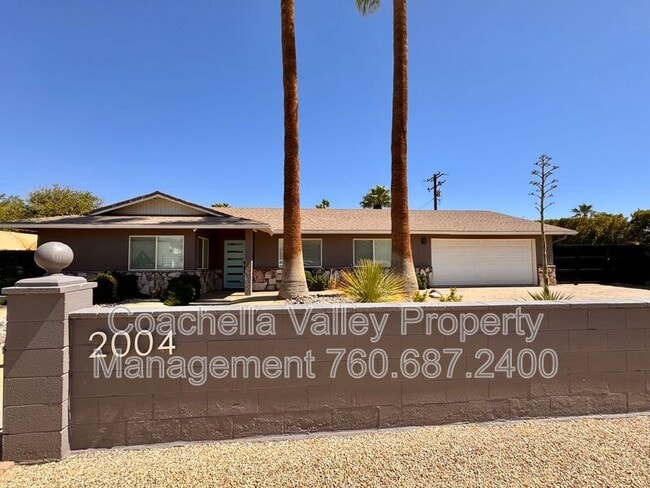 2004 N San Antonio Rd