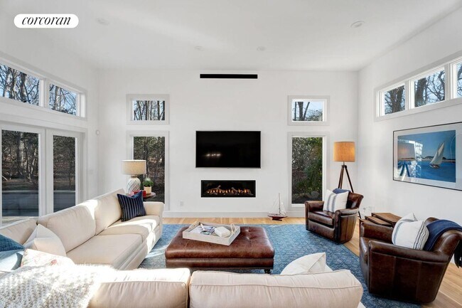 Photo - 2855 Deerfield Rd