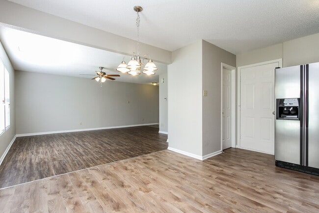 Photo - 1796 Feather Reed Ln