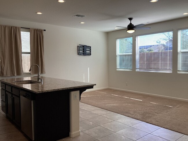 Photo - Welcome to Riverstone!!!