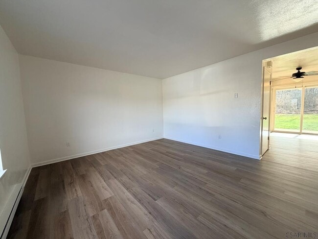 Photo - 302 Walters Ave