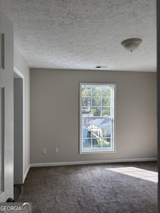 Photo - 1113 Smith St SW