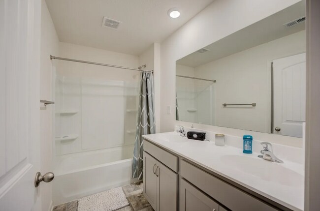 Photo - Desirable Fairway Village 4 bedroom 2.5 bath home in Oakland