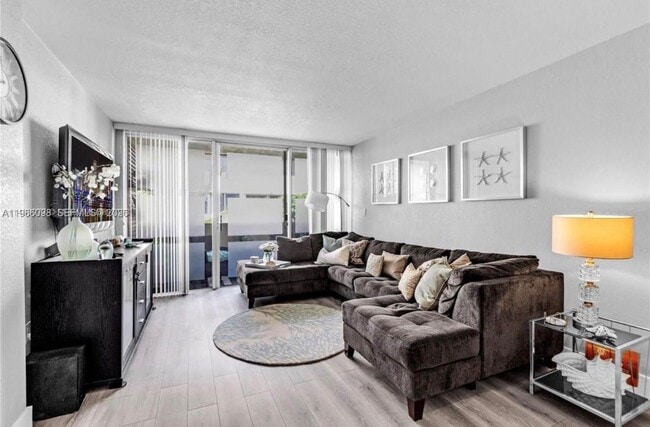 Photo - 830 NW 87th Ave Unit 303