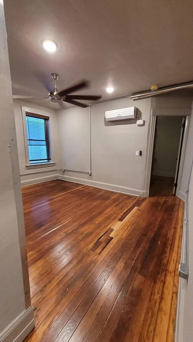 Photo - 14 W Court St Unit 7