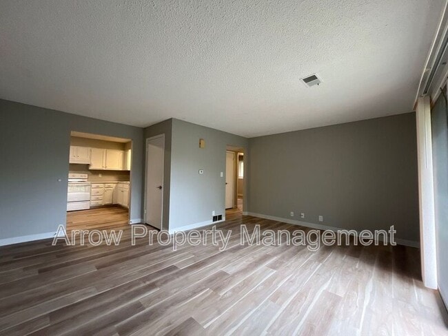 Photo - 320 Lincoln St Unidad 2