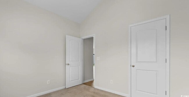 Photo - 207 Cupola Dr