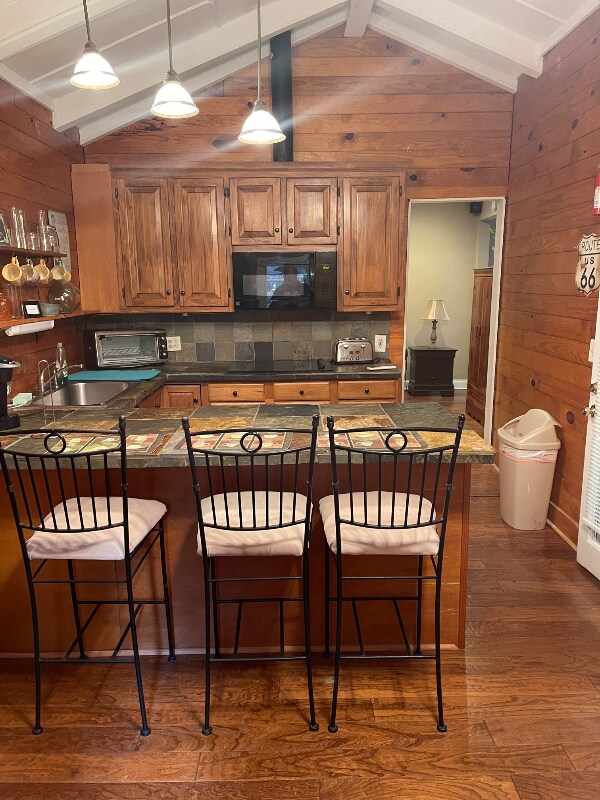 Photo - 231 Parkview Dr