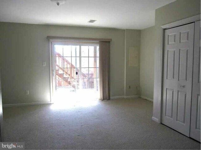Photo - 6953 Compton Ln