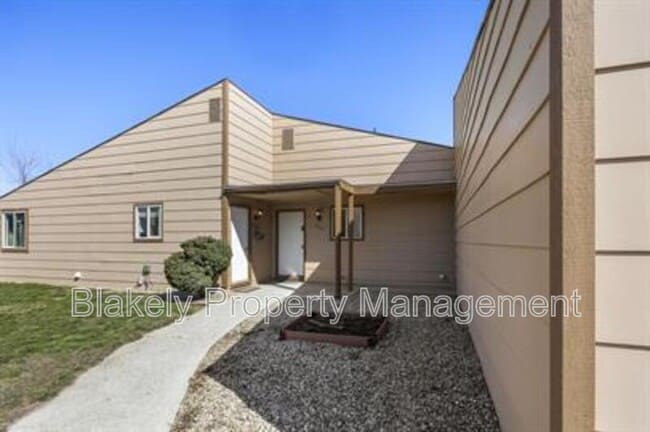 Photo - 2768 Siesta Ln