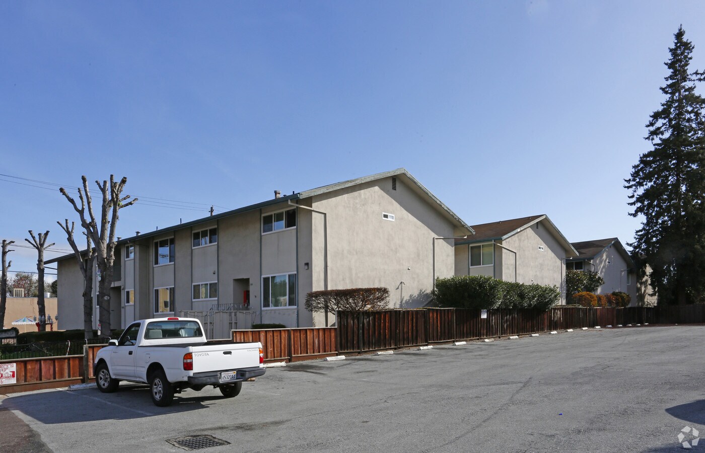 Curtiss Manor Apartments - Curtiss Manor Apartments