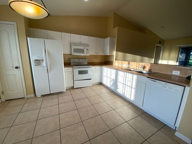 Photo - 2320 NE Juanita Pl