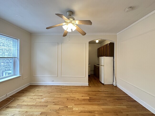 Photo - 2849 N Burling St Unit 303