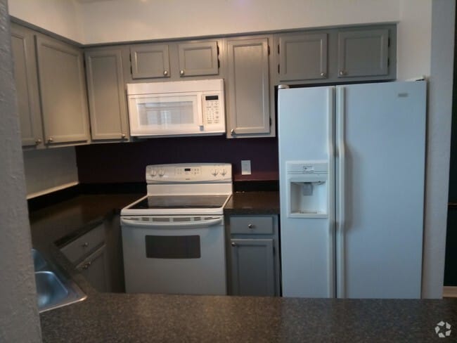 Building Photo - 3038 Antique Oaks Cir Unit 162 Rental