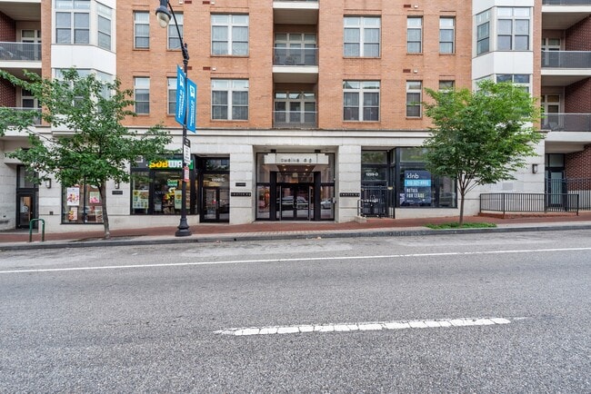 Building Photo - 1209 N Charles St
