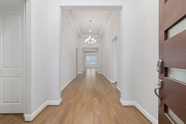 Photo - 28213 Briarwood Pass