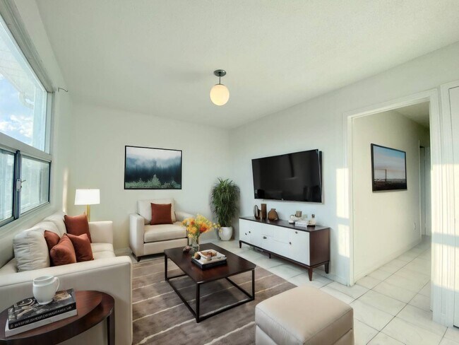 Photo - 195 Blackthorn Ave Unit 3