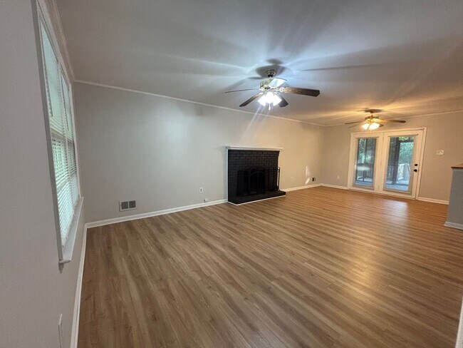 132 Garden Springs Rd