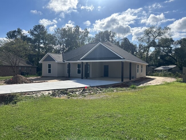 Photo - 332 Silverstone Cir