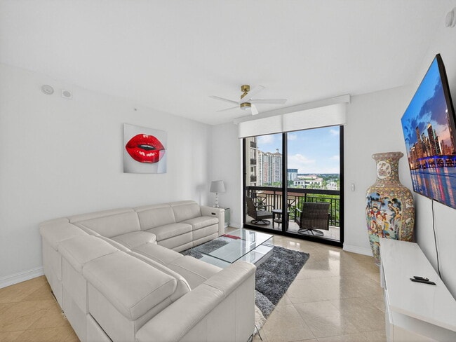 Photo - 701 S Olive Ave Unit 725