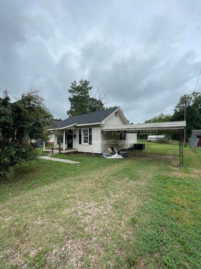 Building Photo - 207 N Meriah St