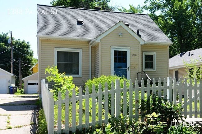 Photo - 1388 Pascal St