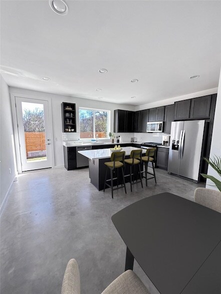 Photo - 1191 Sarabeth Way