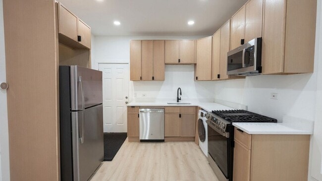 Photo - 1311 W Ohio St Unit 1r