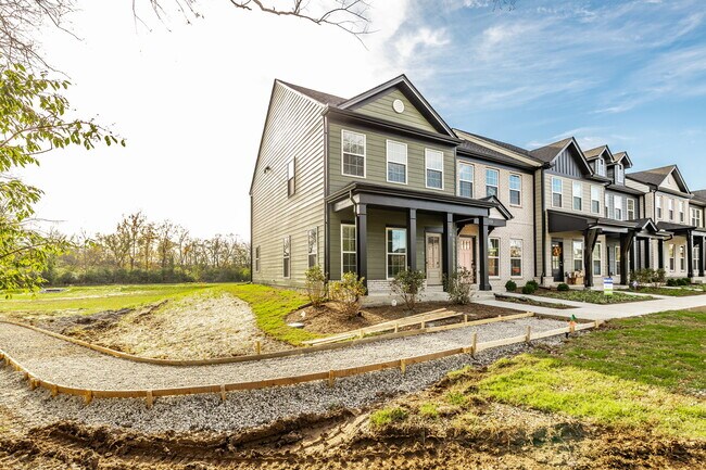 Photo - 554 Tappan Private Ln