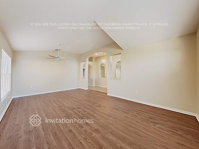 Photo - 29637 Morwen Pl